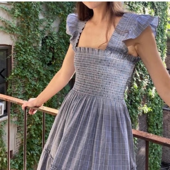 Hill House Dresses & Skirts - Hill House Ellie Nap Dress